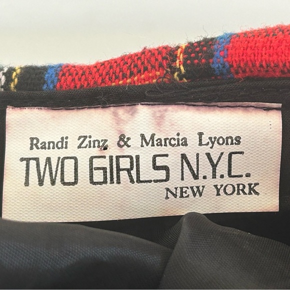 Ladies, red plaid newsboys hat - Picture 5 of 5